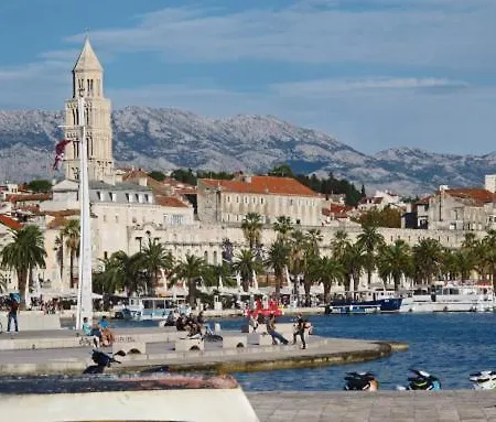 Guest house The Best In Split